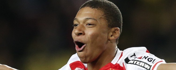 El PSG vuelve a la carga para fichar a Mbappé