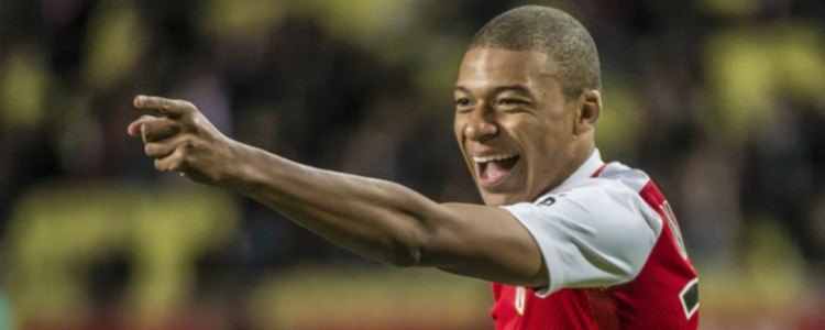 El Real Madrid acelera su estrategia para fichar a Mbappé