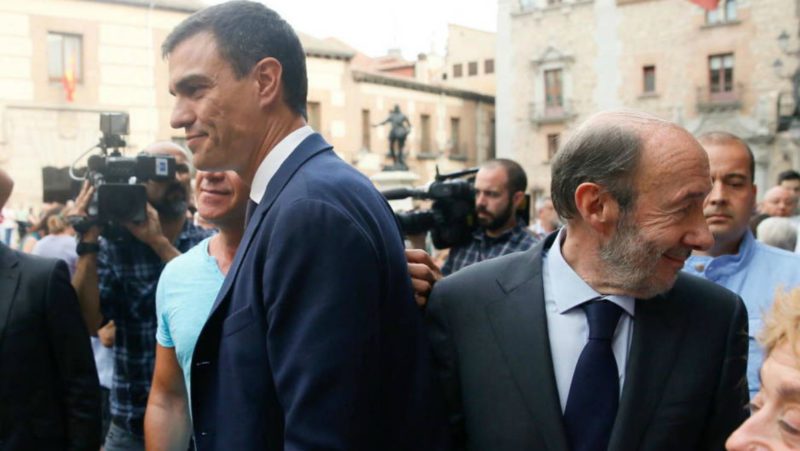 Rubalcaba rechaza la España plurinacional de Sánchez y anuncia su apoyo a Rajoy