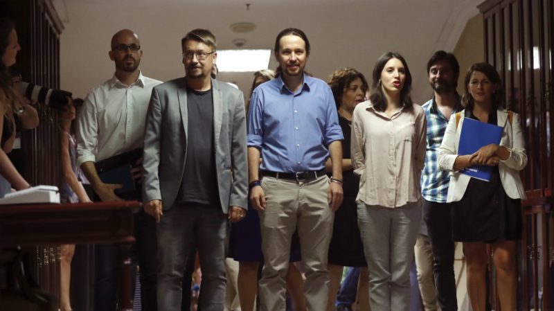 Las reacciones en redes a la recuperada alianza entre el PSOE y Podemos