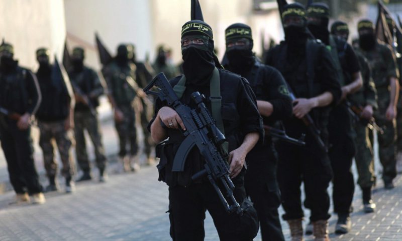 Los terroristas del ISIS huyen de Mosul vestidos de mujeres