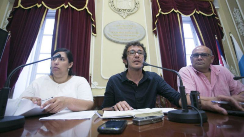 Movilización contra la 'tropelía' de 'Kichi' a la 'historia del Cádiz'