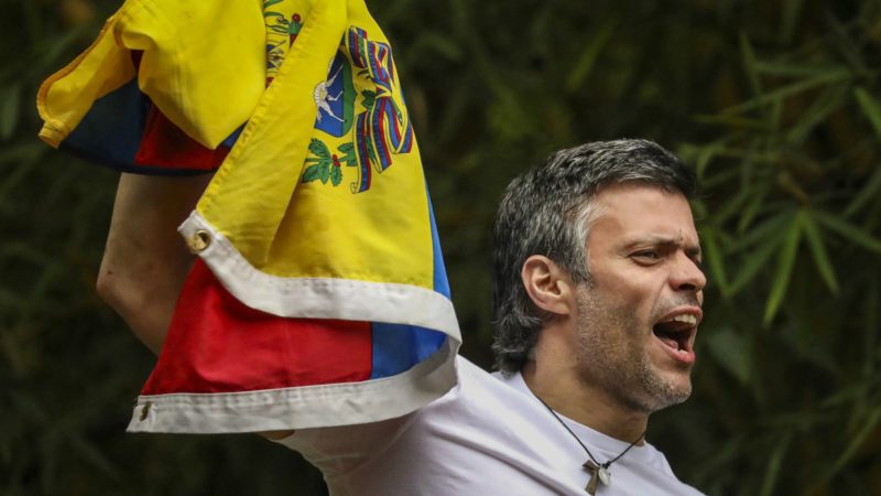 Leopoldo López vuelve a estar bajo arresto domiciliario tras ser secuestrado por el chavismo