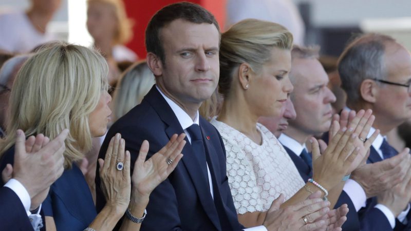La impopularidad de Macron se dispara: Bruselas contiene el aliento