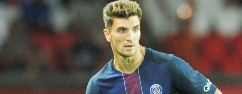 Meunier interesa al Real Madrid como sustituto de Danilo