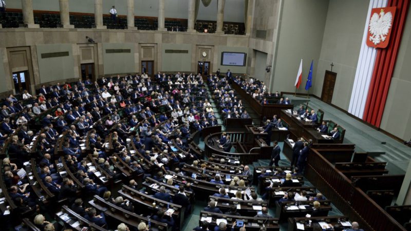 La cuestionada legitimidad de la Comisión europea frente a Polonia