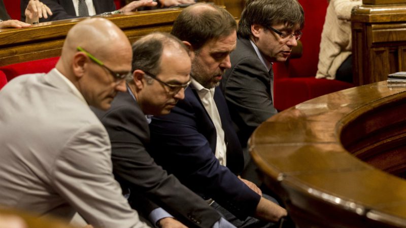 Los separatistas votan contra el uso legal de los datos de los catalanes