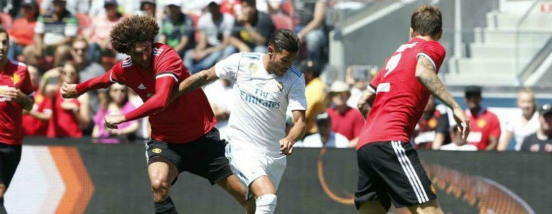 Theo Hernández, única nota positiva del estreno del Real Madrid ante el United