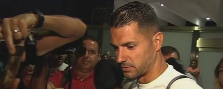 Vitolo viaja a Madrid y el Sevilla se plantea denunciarle