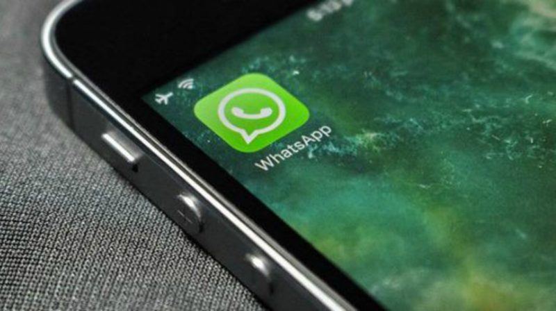 Multa de hasta 300.000 euros por agregar usuarios a un grupo de whatsapp