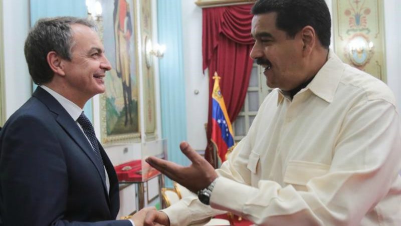 Zapatero toma parte en Venezuela y presiona a la oposición