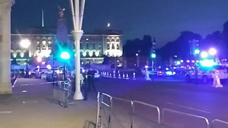 Detenido en Londres un hombre tras atacar a dos agentes cerca de Buckingham Palace