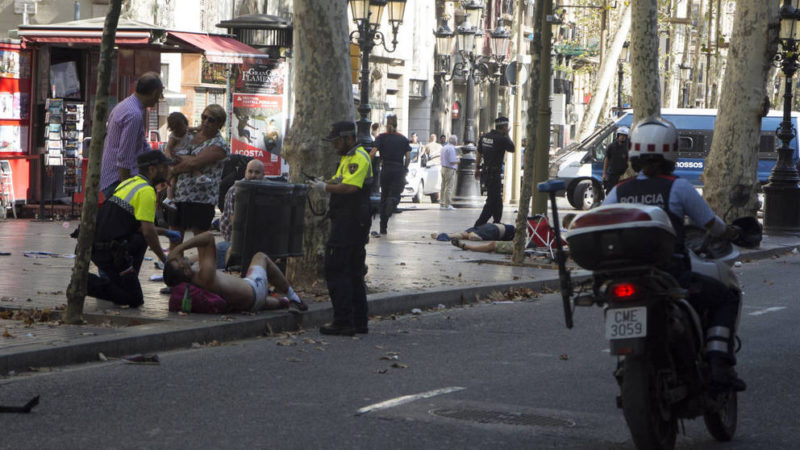 Cuatro de los heridos en el atentado de Barcelona continúan en estado crítico