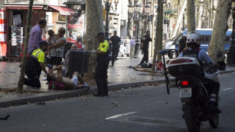 Uno de los detenidos confirma ante el juez que planeaban una masacre en Barcelona