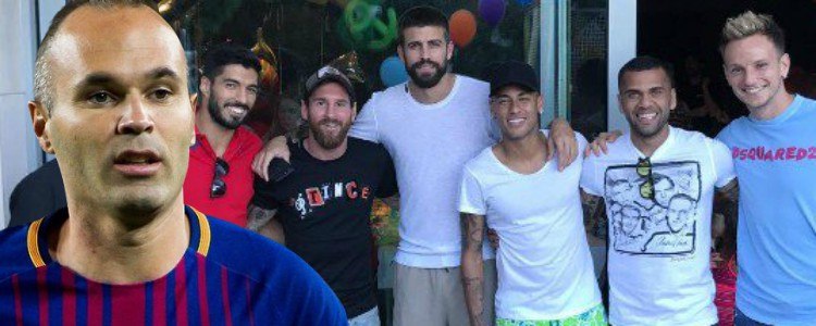 Menos mal que no está Iniesta en la foto de los idiotas