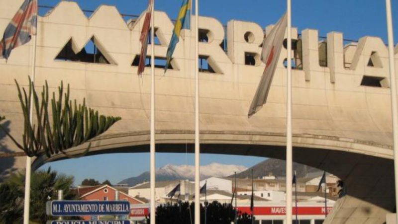 Agreden a un travesti en Marbella por un presunto abuso a un menor enfermo