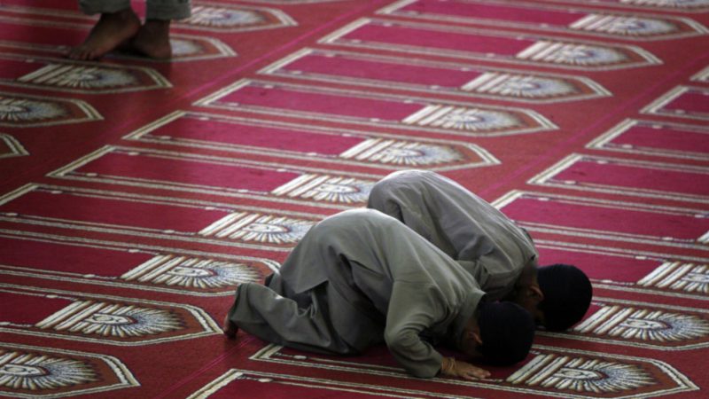 Detenido un imán acusado de abusar de seis niños en su mezquita