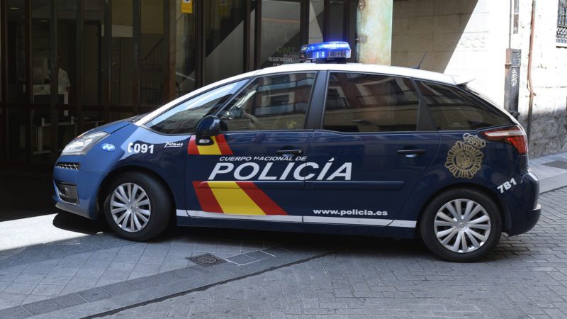 Muere degollado un policía municipal de Madrid