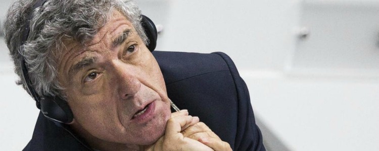 La Federación le pide a Villar que dimita para convocar elecciones