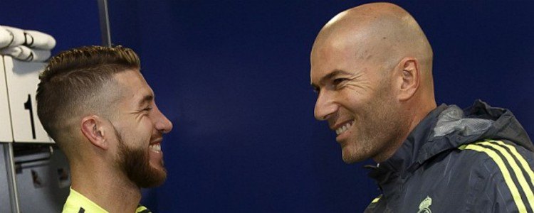 Zidane: “Ramos es el líder, Cristiano un extraterrestre y Benzema talento puro”