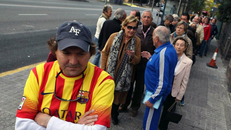 La Generalitat obliga a los alcaldes a ceder locales para el 1-O