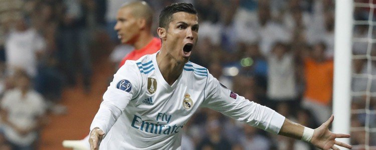 Cristiano saca del bache al Real Madrid con una exhibición ante el APOEL
