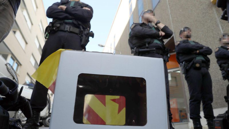 El juez que investiga el 1-O, ingresado en un hospital de Barcelona