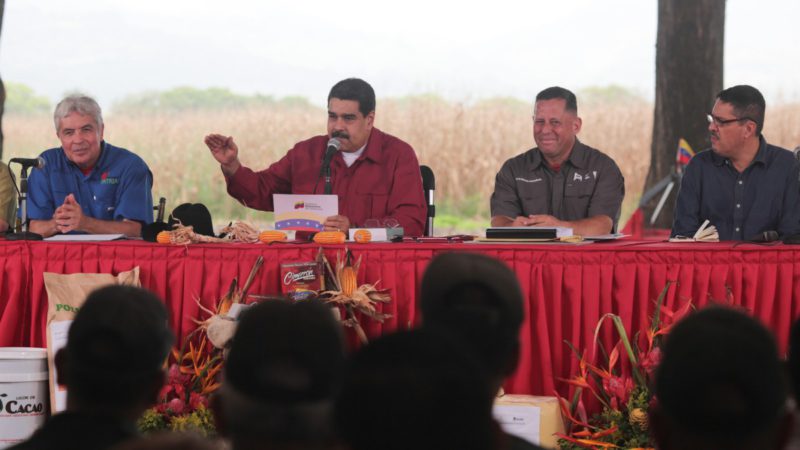 Maduro parodia a Rajoy y Trump: ‘No, no soy madero’