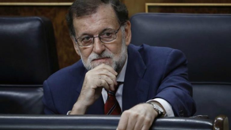 El presidente del Gobierno, Mariano Rajoy, con un gesto pensativo durante la sesión de control al Gobierno de este miércoles | EFE