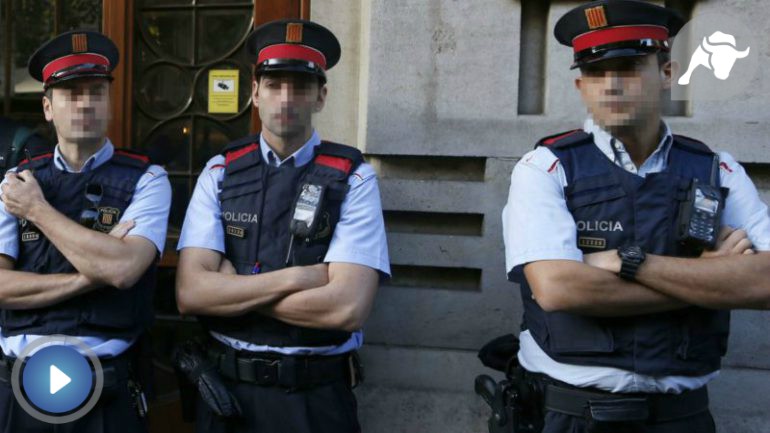 Un mosso denuncia ‘odio a España’: ‘La orden era entorpecer a la Policía’