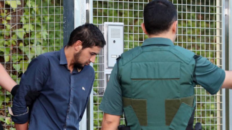 El juez mantiene en prisión a dos de los detenidos por los atentados de Cataluña