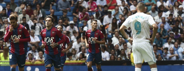 El Real Madrid vuelve a pinchar en el Bernabéu y evidencia la necesidad del 9