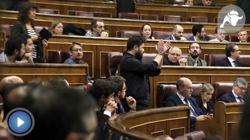 Rufián, a Rajoy: ‘Quite sus sucias manos de las instituciones catalanas’