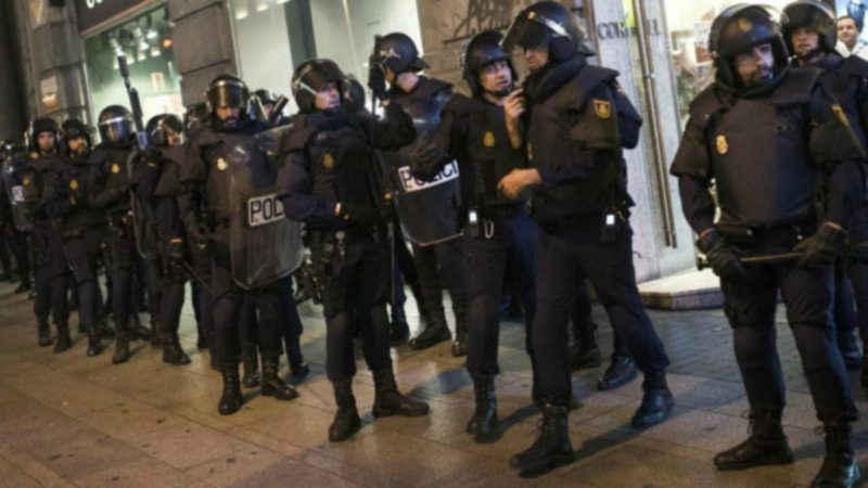 Interior aprovecha la Diada para destinar más antidisturbios a Barcelona