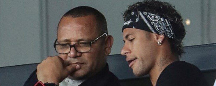 El padre de Neymar, tranquiliza: “Todo está bien entre mi hijo y Cavani”