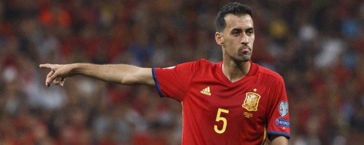 Busquets, el cuarto catalán en llegar a los 100 partidos con la selección española