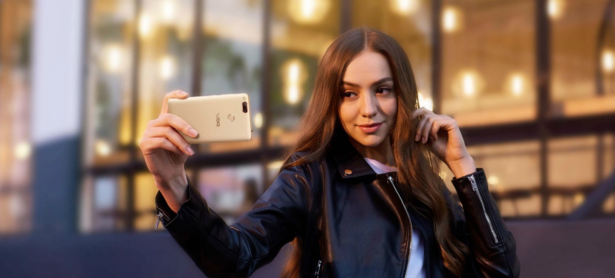 El Modo Belleza de Nubia, revoluciona el ‘mundo selfie’