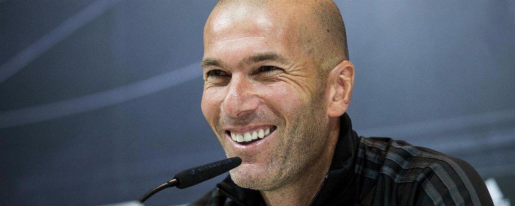 Zidane se come el banquillo del Real Madrid en sus 100 partidos como entrenador