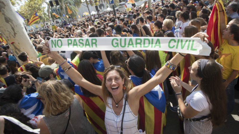 CIS: Sube cinco puntos la preocupación por Cataluña y once puntos la del terrorismo yihadista