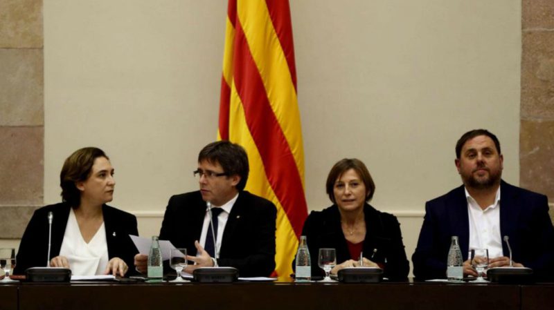 Diario de un golpe | Puigdemont y Colau rinden homenaje al golpista Companys