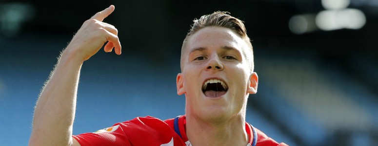 Gameiro saca de las tinieblas al Atlético en Balaídos