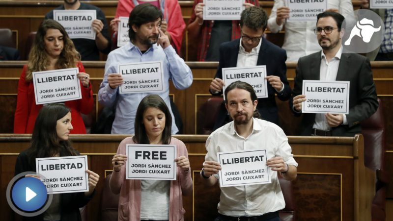 La última de Podemos: carteles en favor de la liberación de 'Los Jordis'