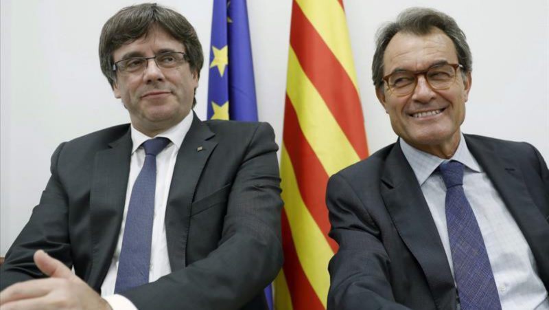 La DUI de Puigdemont: Una ruptura progresiva hacia el proceso constituyente
