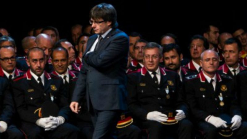Puigdemont planeó crear un Ejército para luchar contra 'ataques armados'