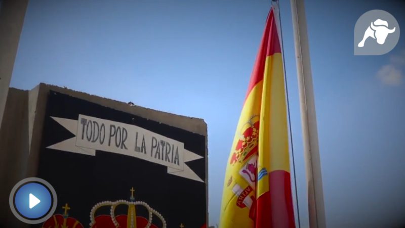 Izado de bandera en base española en Irak