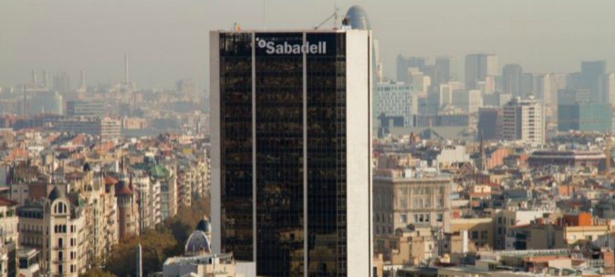¿Qué supone que Banco Sabadell abandone Cataluña?