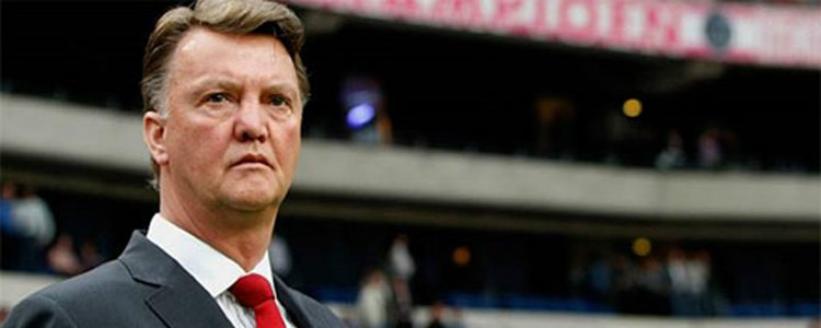 Van Gaal culpa a Mourinho de su despido del Manchester United