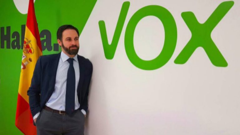 VOX lograría entrar en el Congreso, según el primer sondeo de 2018
