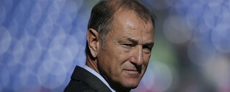 El Alavés entra en pánico: Gianni de Biasi, despedido