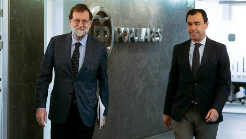 Mariano Rajoy y Fernando Martínez Maíllo en la sede del Partido Popular | EFE